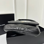 LE 5 À 7 HANDTASCHE 24 AUS SCHWARZEM LAMMFELL