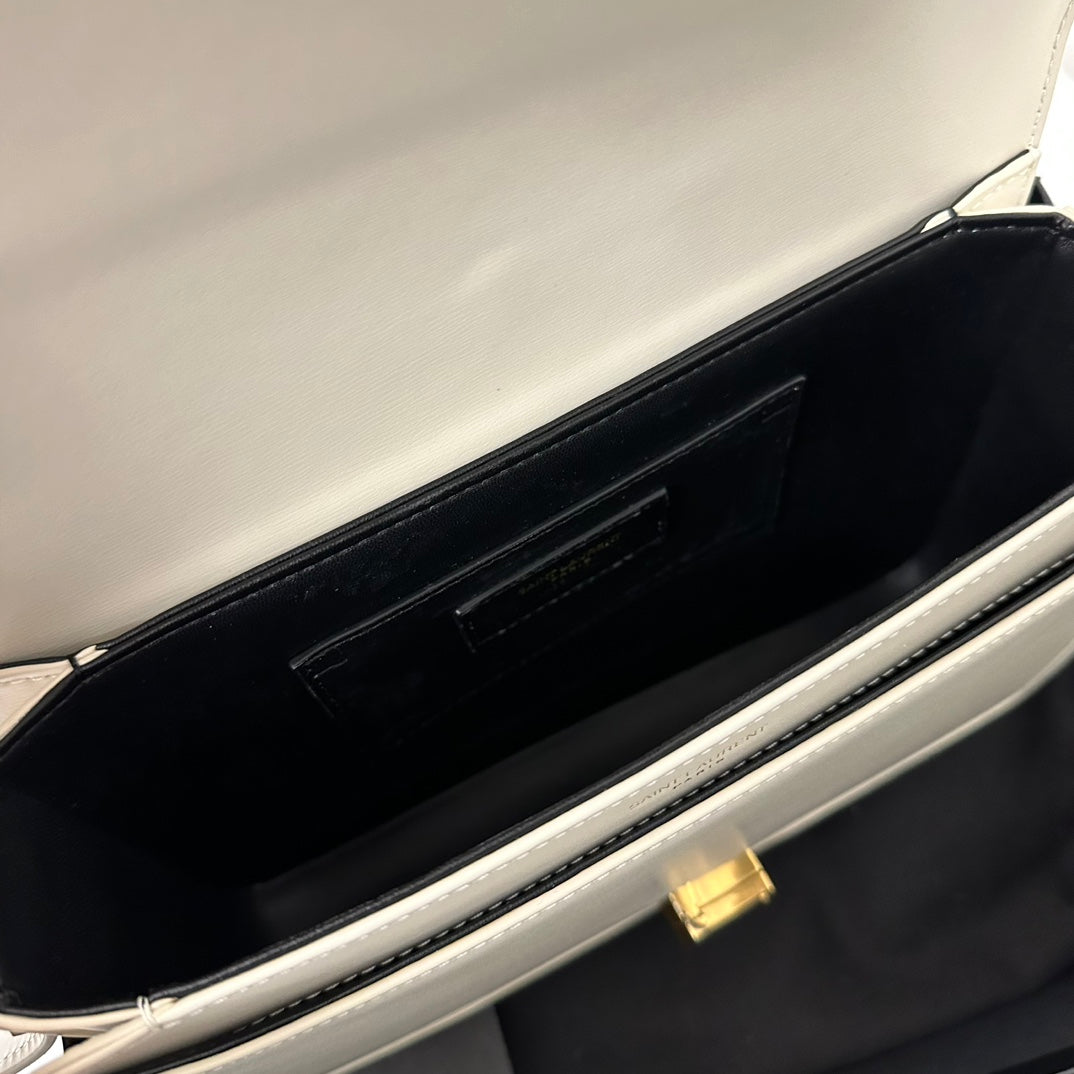 SOLFERINO 23 Satchel in Box, weißes Kalbsleder