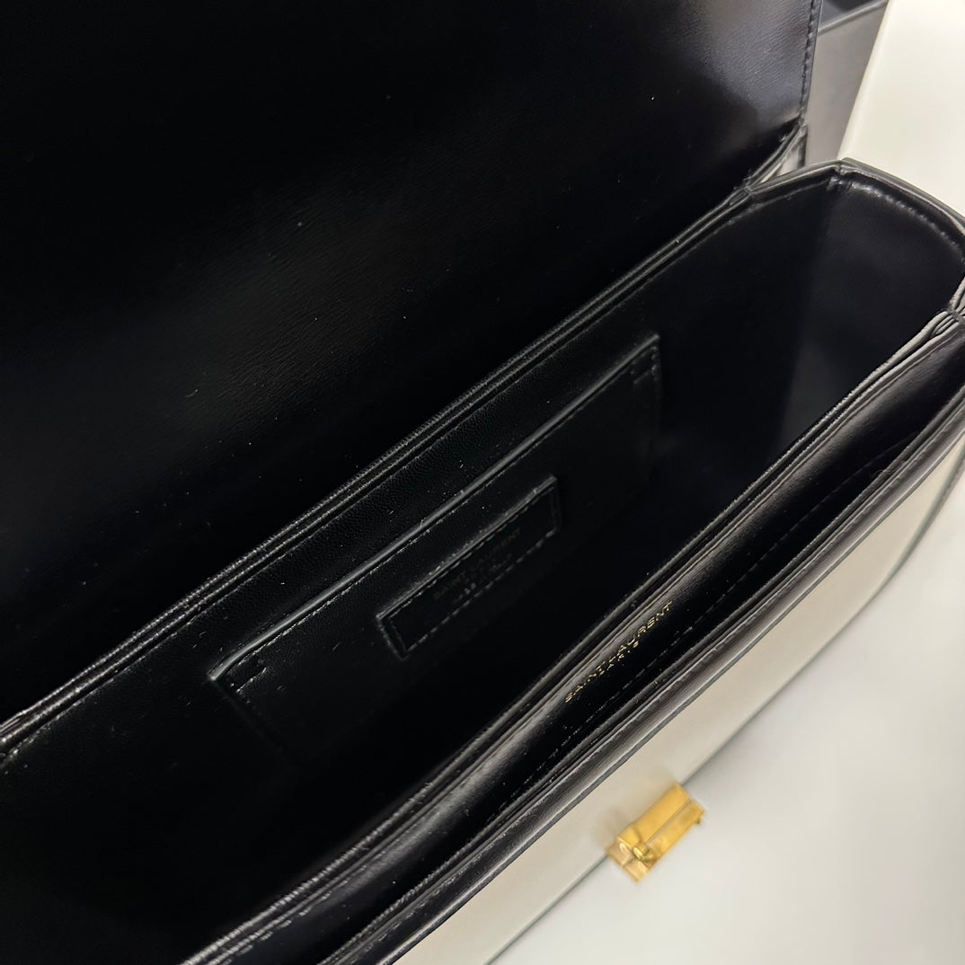 SOLFERINO 23 Satchel in Box, schwarz-weißes Kalbsleder