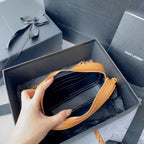 LOU MINI-KAMERATASCHE 19 IN MANGO-ORANGE KAVIARMUSTER KALBSLEDER GOLDENE BESCHLÄGE