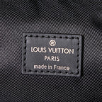 AVENUE SLINGBAG 31 IN SCHWARZ MONOGRAM ECLIPSE CANVAS