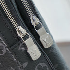 AVENUE SLINGBAG 31 IN SCHWARZ MONOGRAM ECLIPSE CANVAS