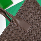 Großer Cabat 45 cm Schokoladen-Lammfell Ghw 