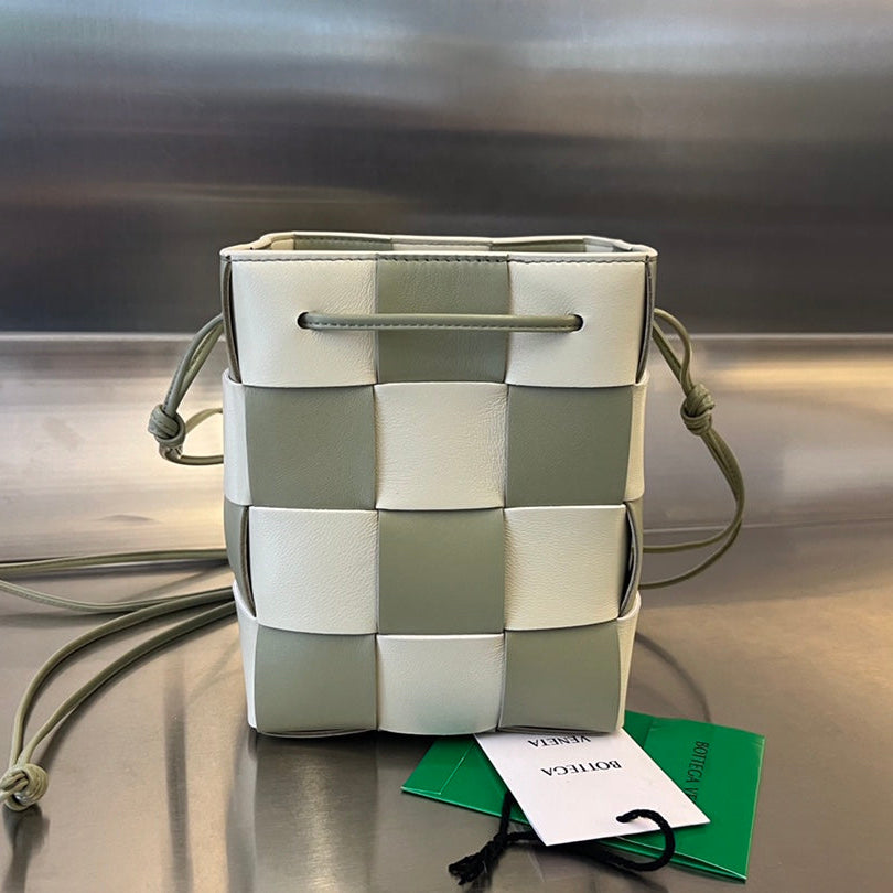 KLEINER KASSETTEN-EIMER 18 IN XANADU MIX WEISSES KALBSLEDER