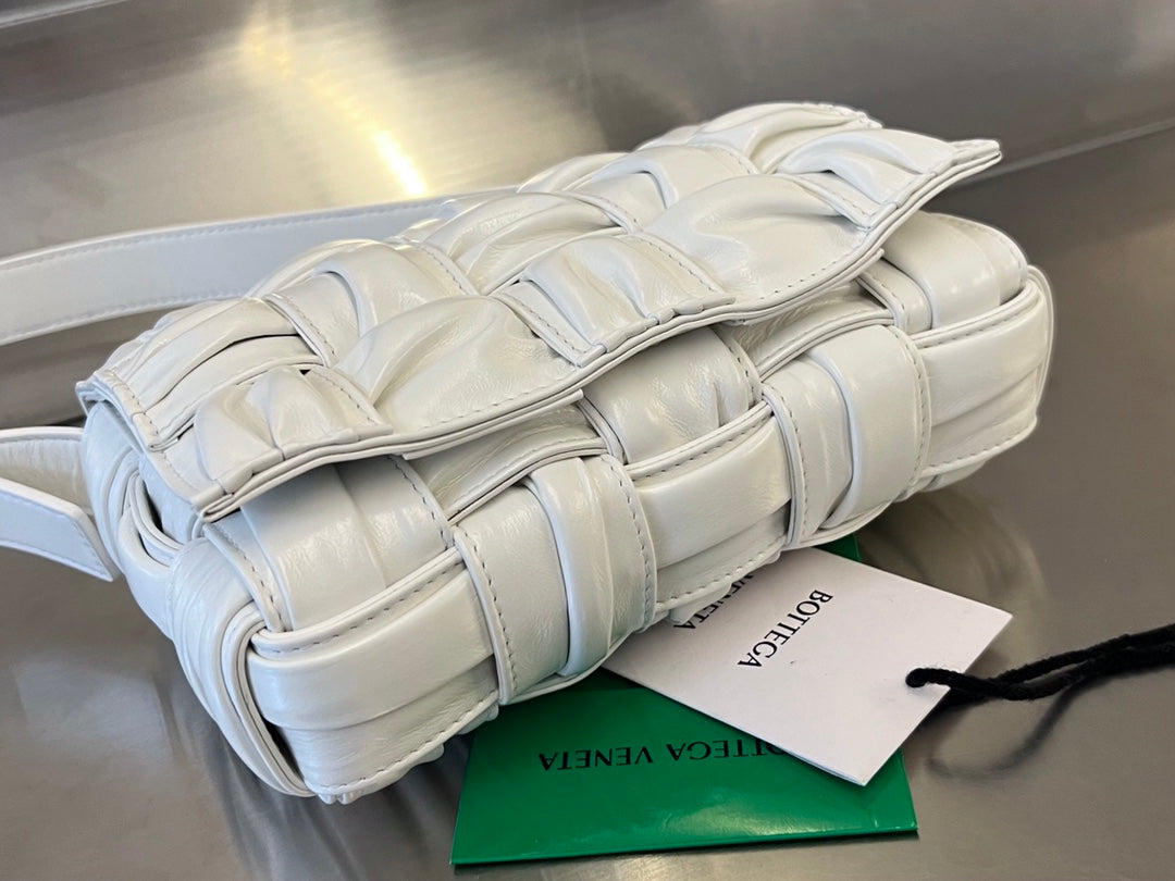 MINI-KASSETTE 19 ZOLL WEISSES WEICHES LAMMLEDER