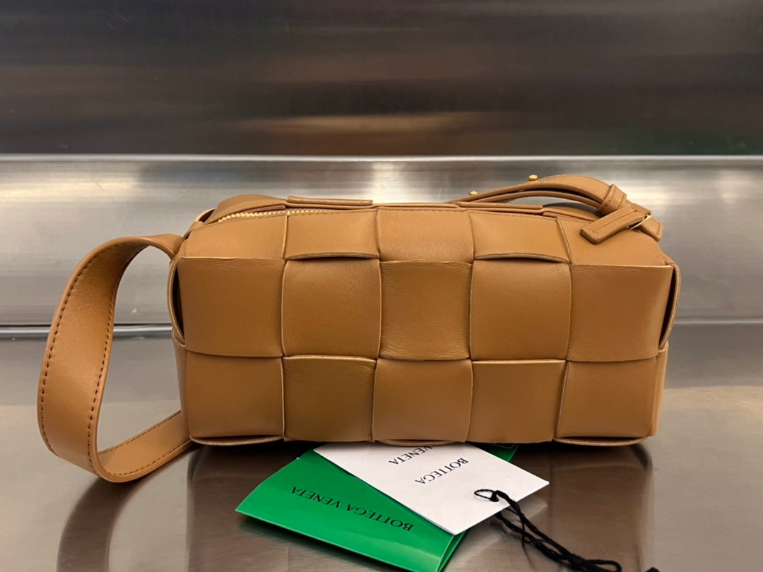 BRICK CASSETTE 28 IN BRONZEBRAUNES KALBSLEDER