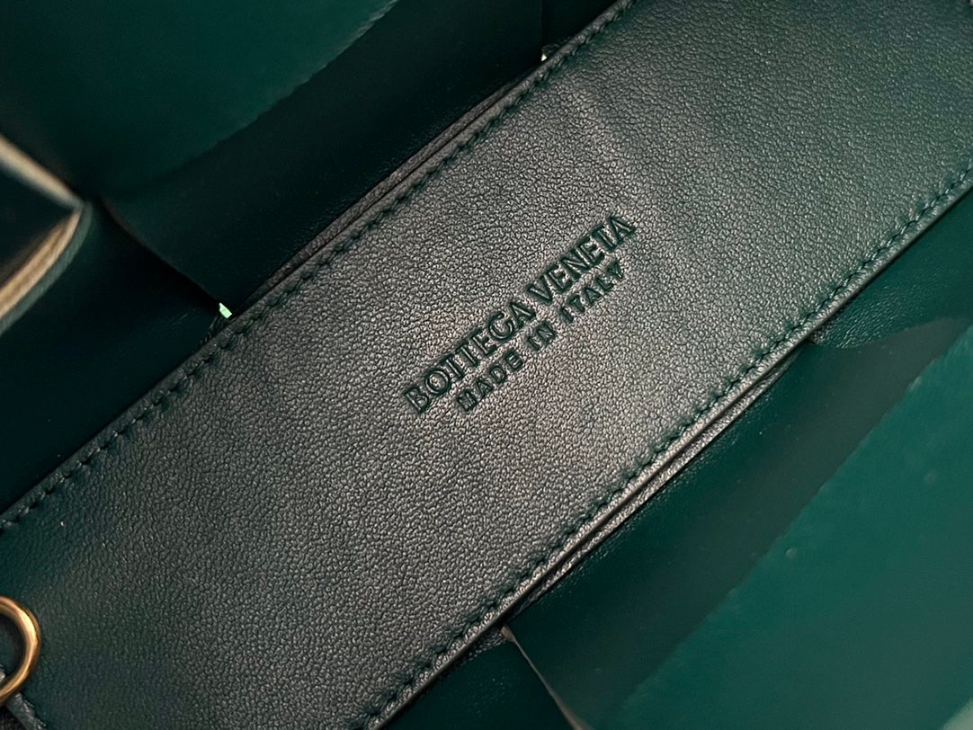 CANDY ARCO TOTE 20 IN XANADU GRAUES KALBSLEDER