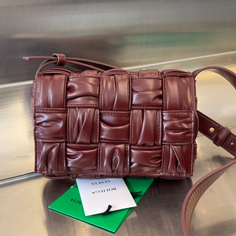 MINI-KASSETTE 19 ZOLL WEINER ROT WEICHES LAMMSCHUPPEN