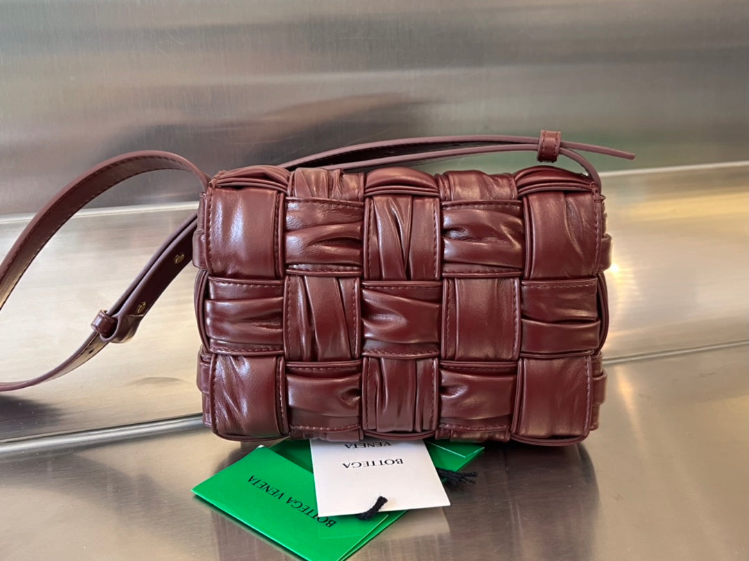 MINI-KASSETTE 19 ZOLL WEINER ROT WEICHES LAMMSCHUPPEN