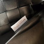 MITTEL 28 KASSETTEN SCHWARZES LAMMLEDER