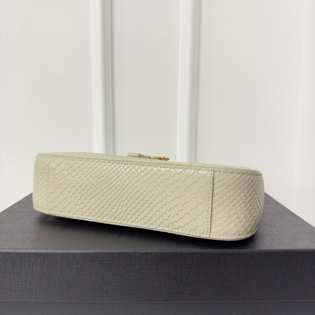 LE 5 À 7 HANDTASCHE 24 IN SCHLANGENMUSTER WEISSES KALBSLEDER