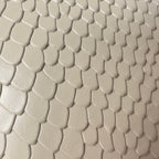 LE 5 À 7 HANDTASCHE 24 IN SCHLANGENMUSTER WEISSES KALBSLEDER