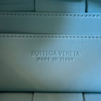 BRICK CASSETTE 28 IN HIMMELBLAUES KALBSLEDER