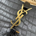 LE 5 À 7 BAG 24 HOBO AUS SCHWARZEM KALBSLEDER