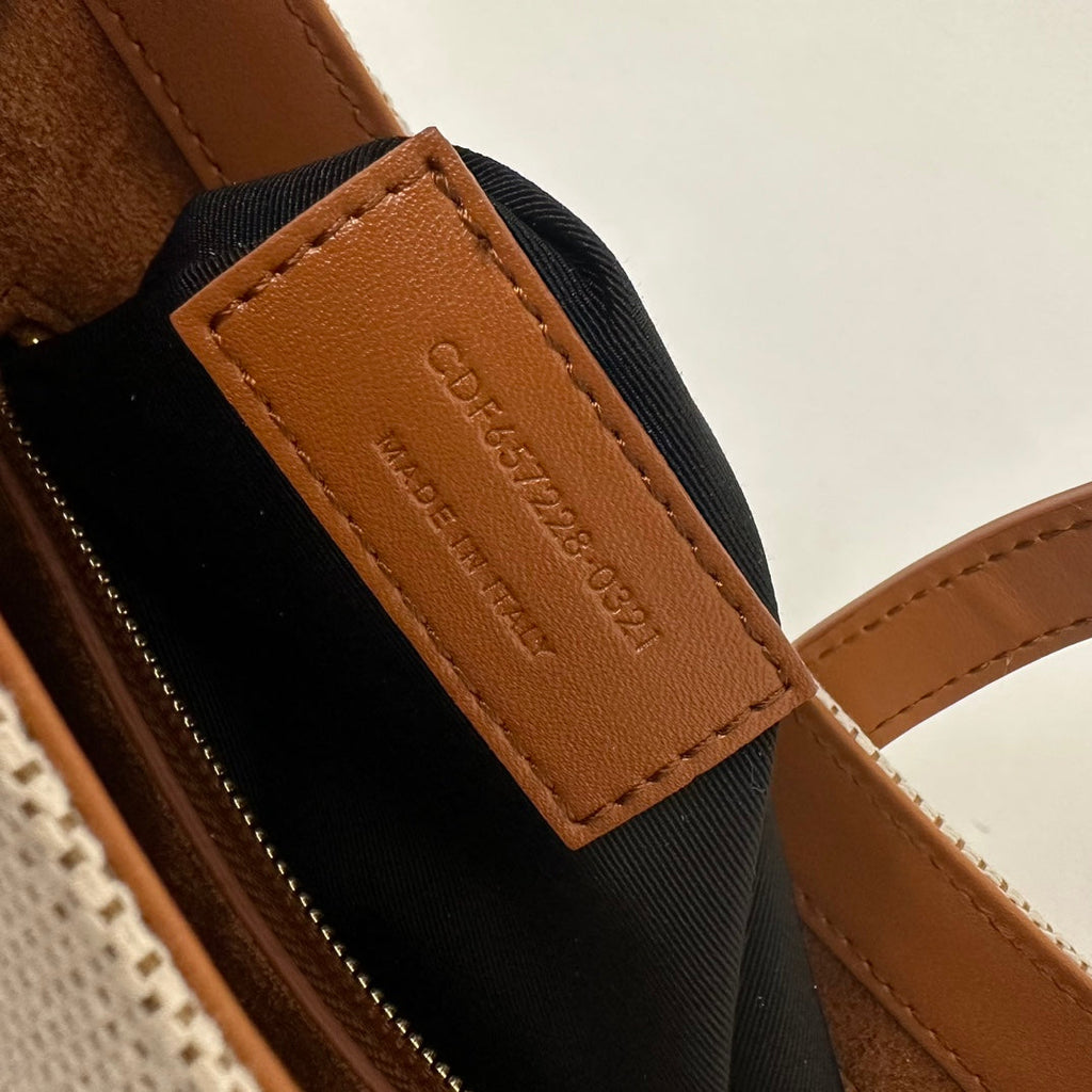 LE 5 À 7 BAG 23 WEISS BRAUNES CANVAS MIT KALBSLEDER