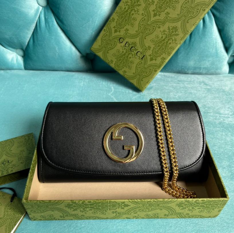 BLONDIE SCHULTERTASCHE 21 IN SCHWARZEM KALBSLEDER GOLDENE BESCHLÄGE