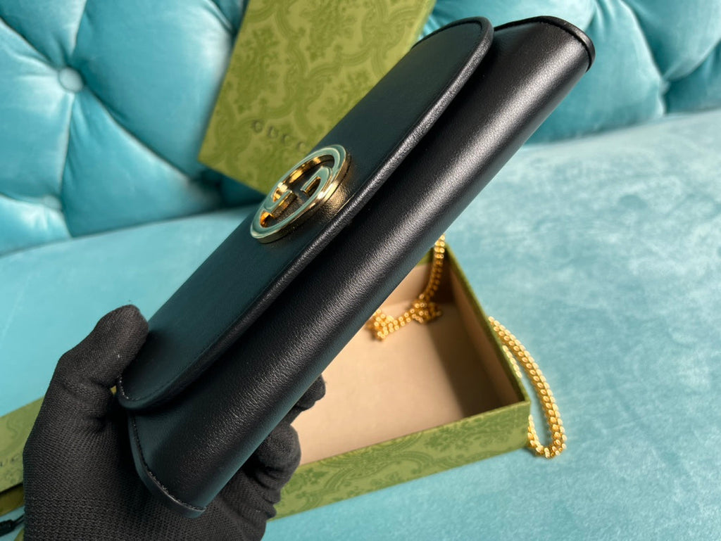 BLONDIE SCHULTERTASCHE 21 IN SCHWARZEM KALBSLEDER GOLDENE BESCHLÄGE