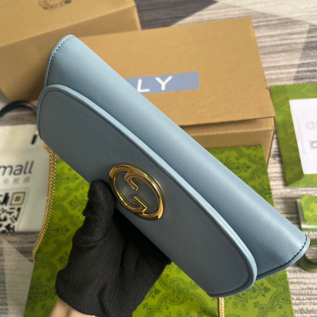 BLONDIE SCHULTERTASCHE 21 IN HIMMELBLAUEM KALBSLEDER GOLDENE BESCHLÄGE