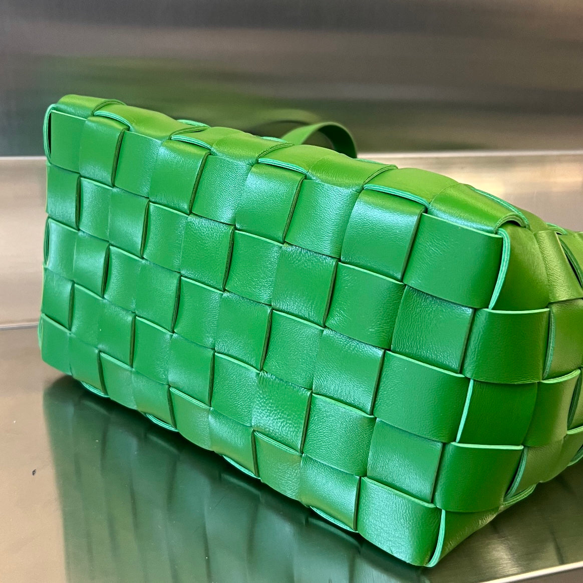 MITTEL 28 KASSETTEN NEONGRÜN LAMMFELL