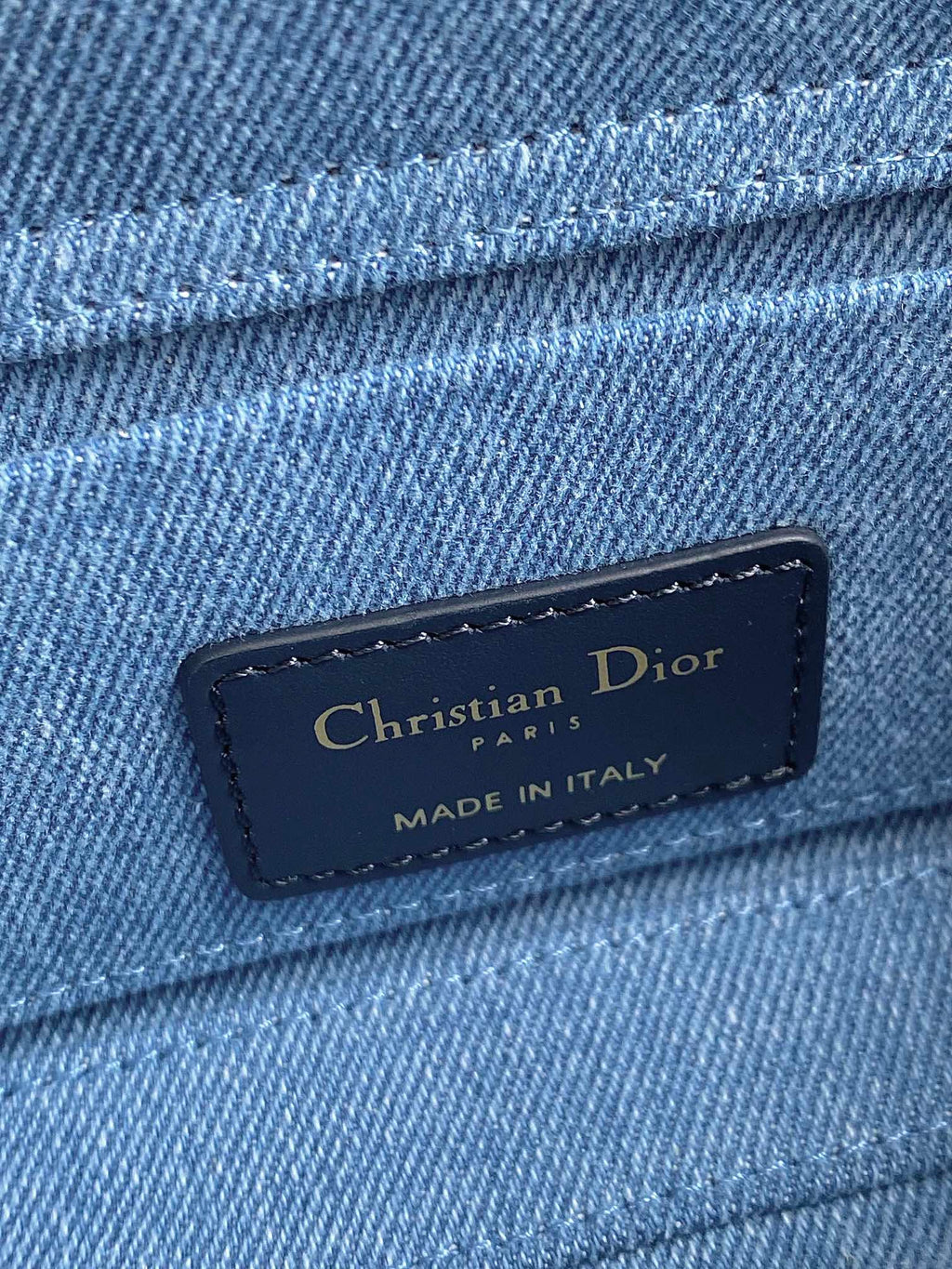 D-JOY TASCHE 22 IN HELLBLAUEM MACROCANNAGE-DENIM