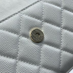 23P Klappentasche 19 cm Weiß Caviar Goldbeschläge 