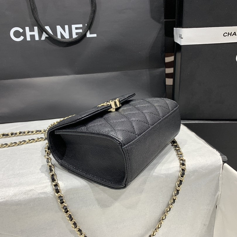 23P Klappentasche 15 cm Schwarz Caviar Goldbeschläge 