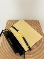 MANHATTAN 29 TOP-HANDLE IN GLATTEM SCHWARZ-BEIGE KALBSLEDER