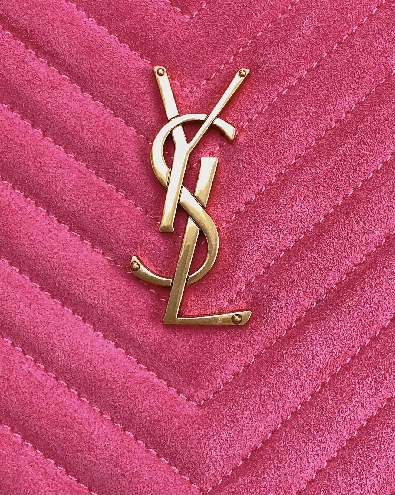 LOU KAMERATASCHE 23 IN HELLROSA WILDLEDER UND KALBSLEDERBESATZ