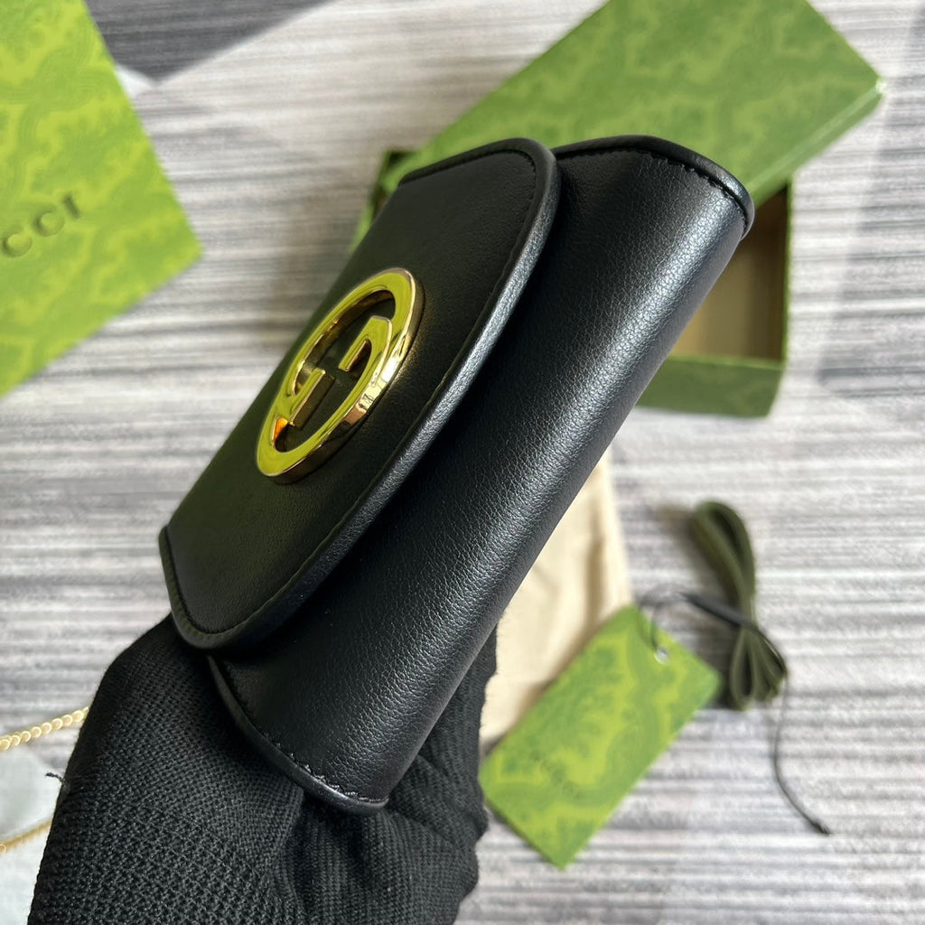 BLONDIE INTERLOCK MINI-SCHULTERTASCHE 12 ZOLL SCHWARZES KALBSLEDER GOLDENE KETTE