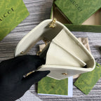 BLONDIE INTERLOCK MINI-SCHULTERTASCHE, 30 CM, WEISSES KALBSLEDER, GOLDKETTE