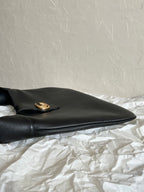 APHRODITE GROSSE 47 SCHULTERTASCHE AUS SCHWARZEM KALBSLEDER