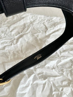 APHRODITE GROSSE 47 SCHULTERTASCHE AUS SCHWARZEM KALBSLEDER