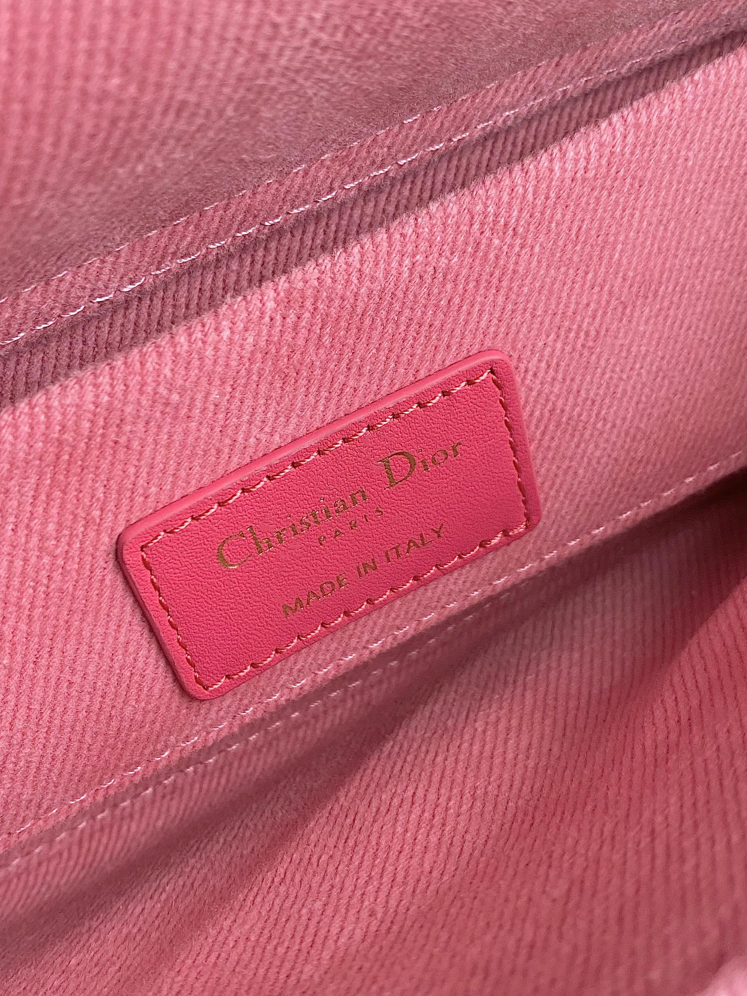 D-JOY BAG 22 IN HOT PINK MACROCANNAGE DENIM