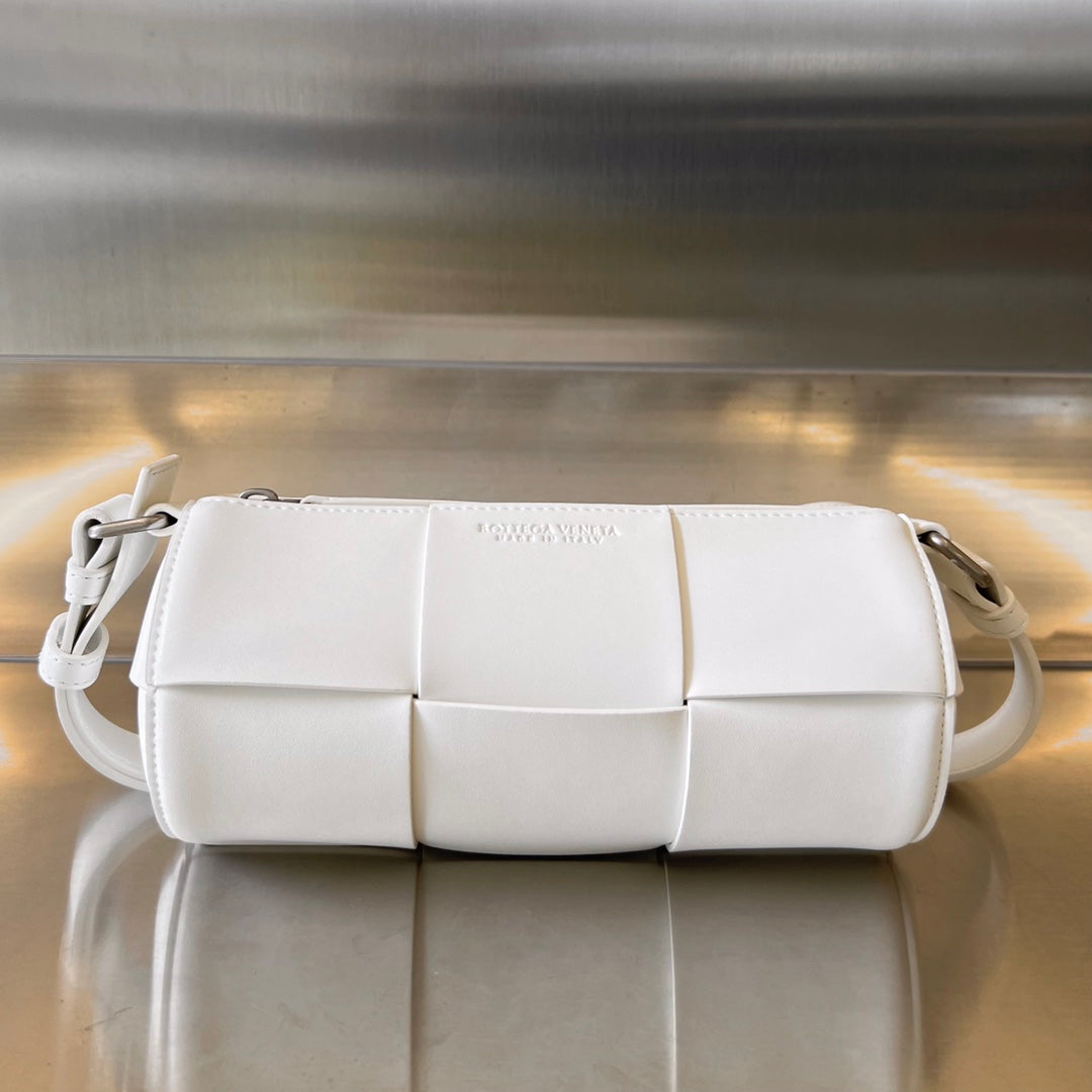 KLEINE ZYLINDERKASSETTE 21 ZOLL WEISSES KALBSLEDER