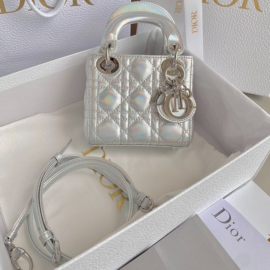 MICRO LADY 12er-Packung in silbernem Lammleder