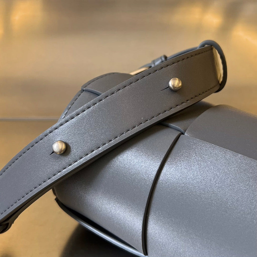 KLEINER ZYLINDER-KASSETTE 21 ZOLL LAVA-GRAUES KALBSLEDER