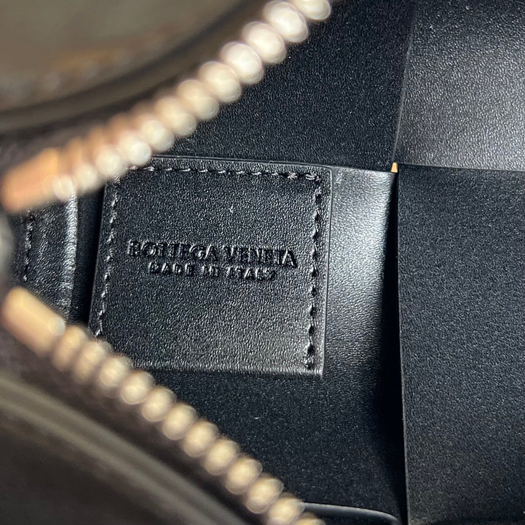 SMALL CYLINDER CASSETTE 21 IN BLACK CALFSKIN