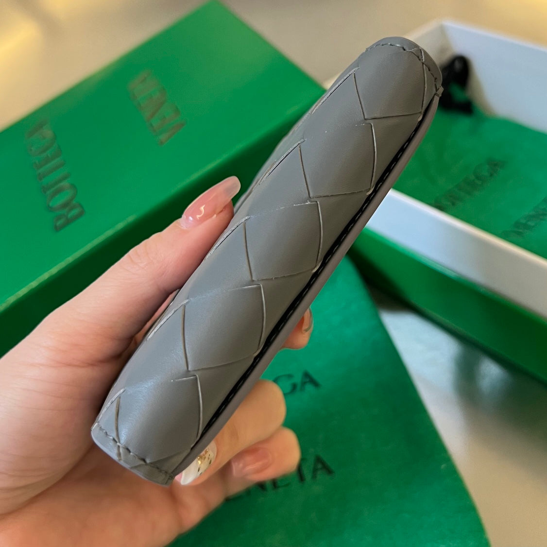 INTRECCIATO BUSINESS 11 GRAUES KALBSLEDER-KARTENHÜLLE