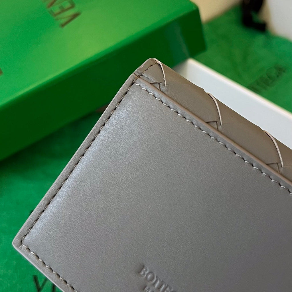 INTRECCIATO BUSINESS 11 GRAUES KALBSLEDER-KARTENHÜLLE