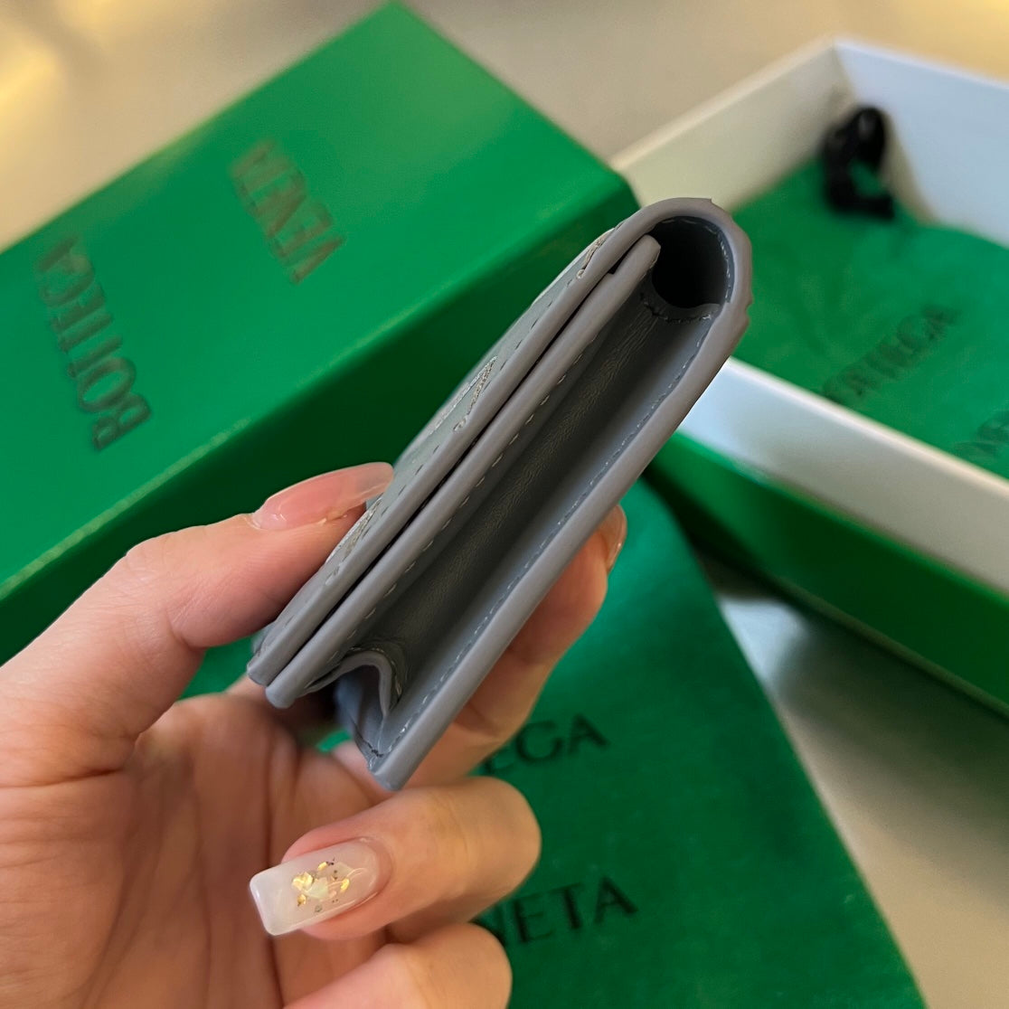 INTRECCIATO BUSINESS 11 GRAUES KALBSLEDER-KARTENHÜLLE