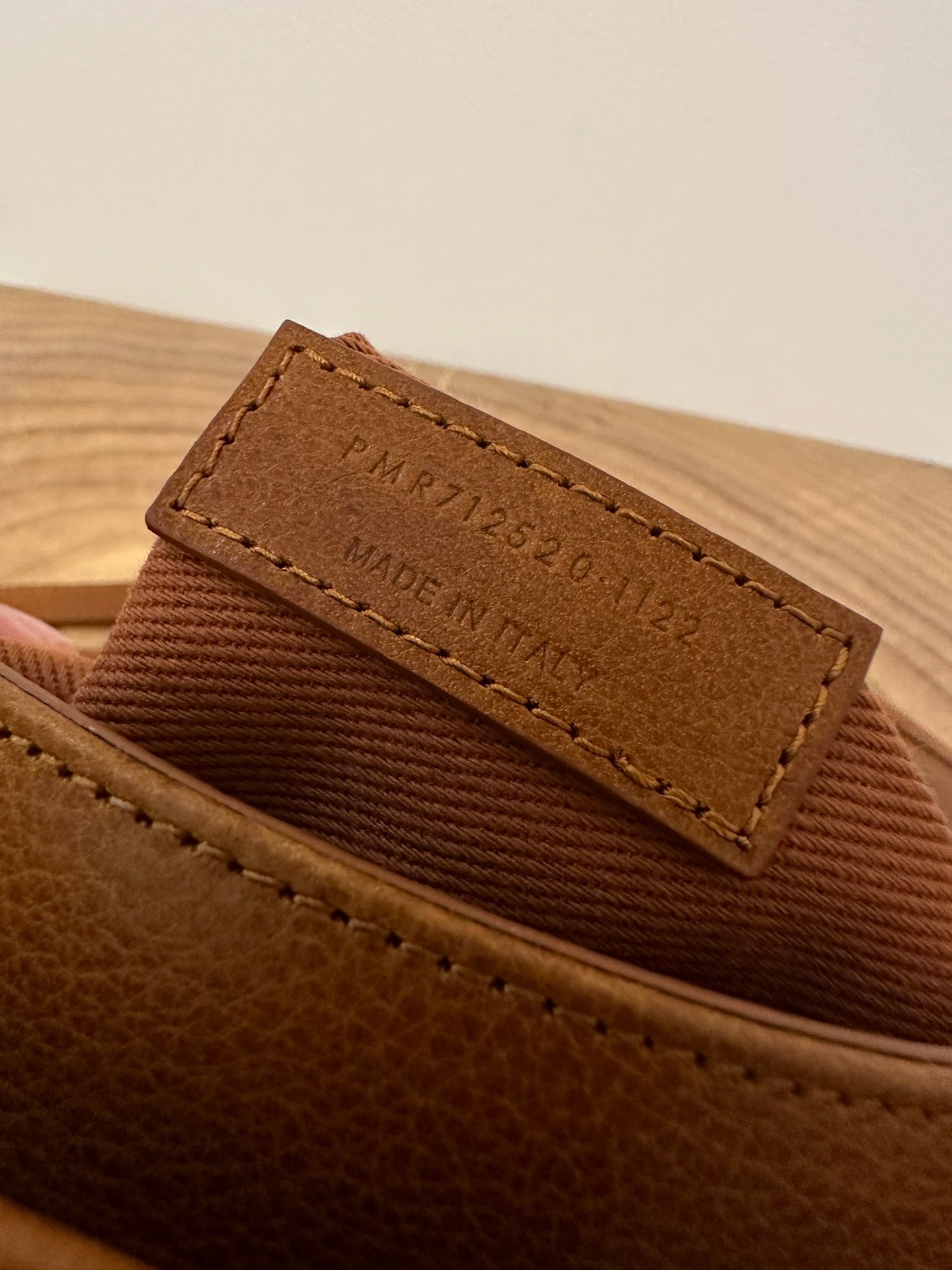 NIKI MEDIUM 26 LAMMFELL ZIMTBRAUN