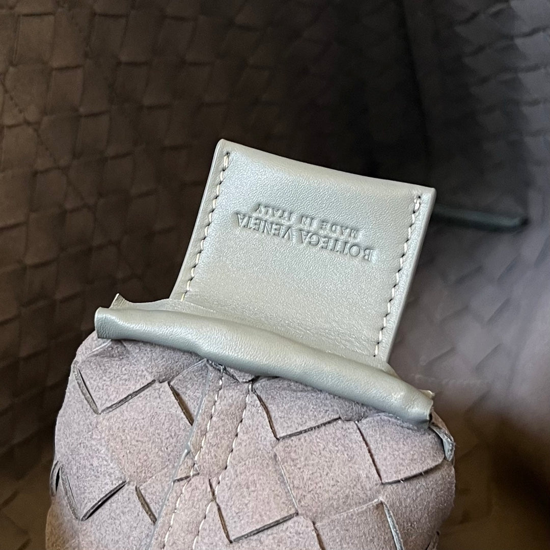 SLIM INTRECCIATO AKTENTASCHE 36 GRAUES KALBSLEDER