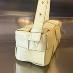 BRICK CASSETTE 28 IN PASTELGELBES KALBSLEDER