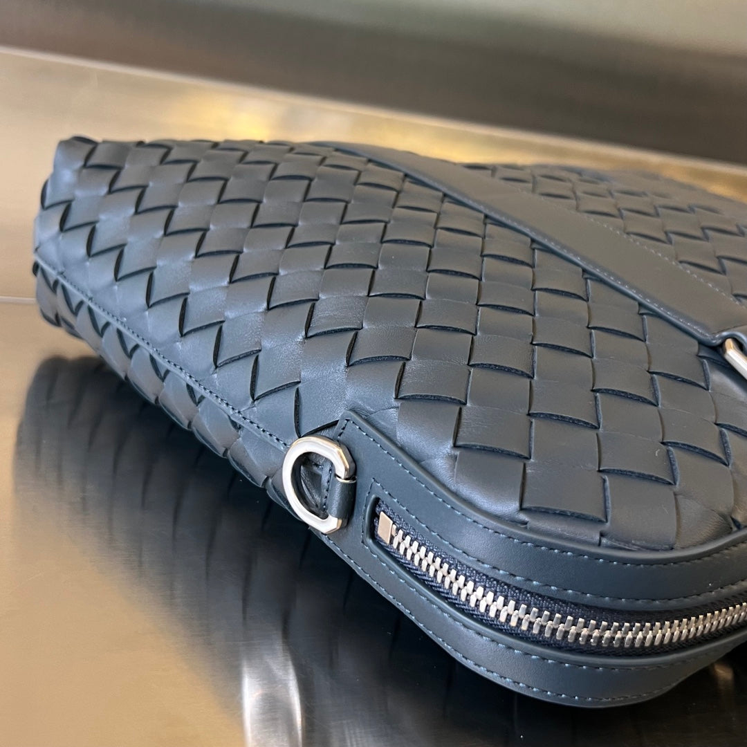 Schlanke Intrecciato Aktentasche 36, schieferfarbenes Kalbsleder