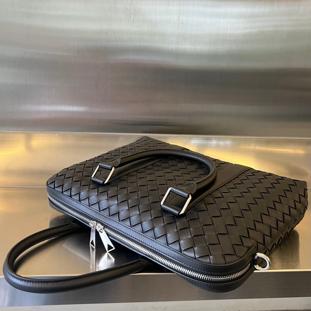 SLIM INTRECCIATO AKTENTASCHE 36 SCHWARZES KALBSLEDER