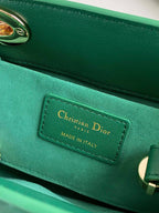 MINI LADY 19 IN WALDGRÜNEM LAMMFELL