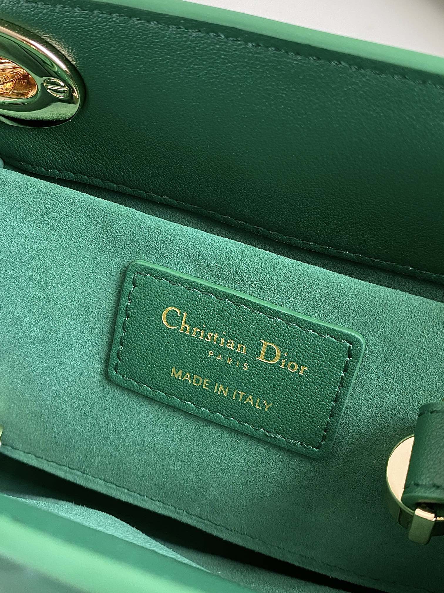 MINI LADY 19 IN WALDGRÜNEM LAMMFELL