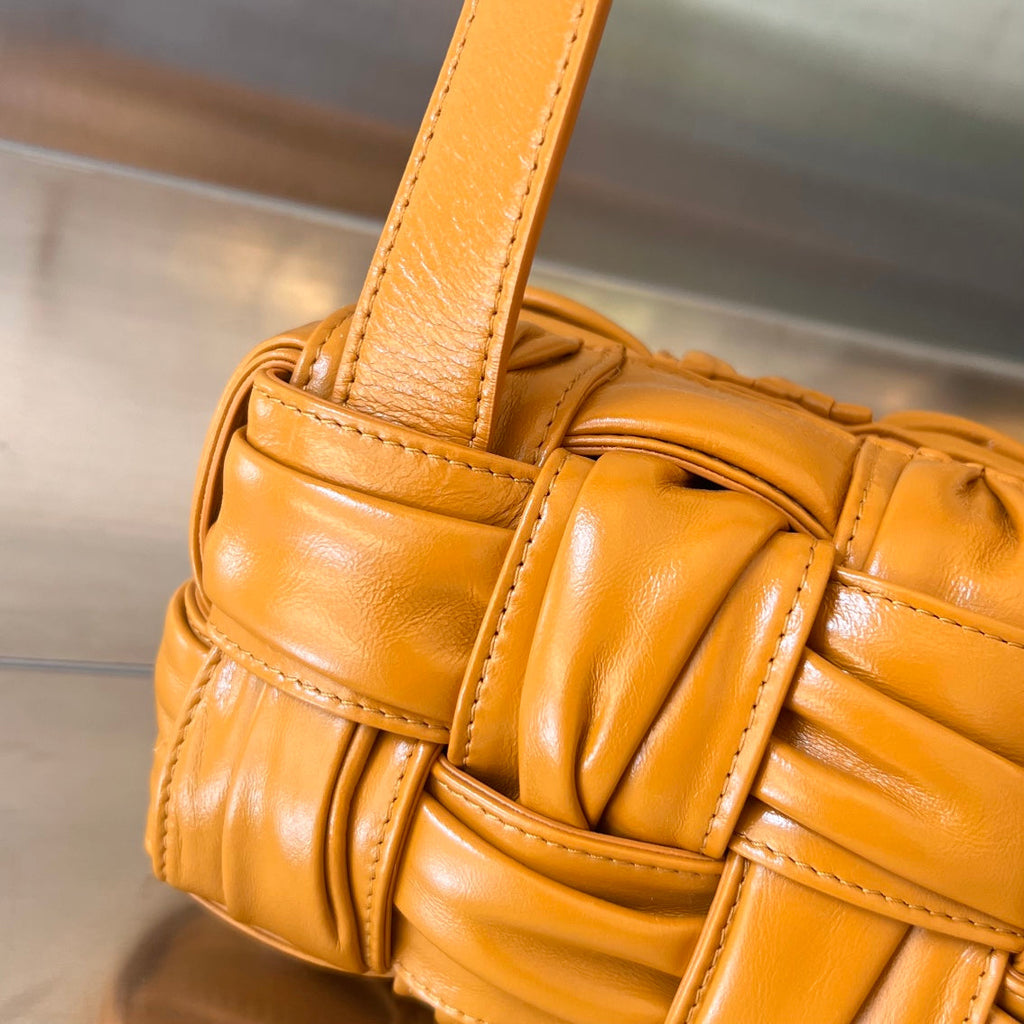 Kleine Brick-Kassette, 23 Zoll, Sandsteinorange, weiches Lammfell