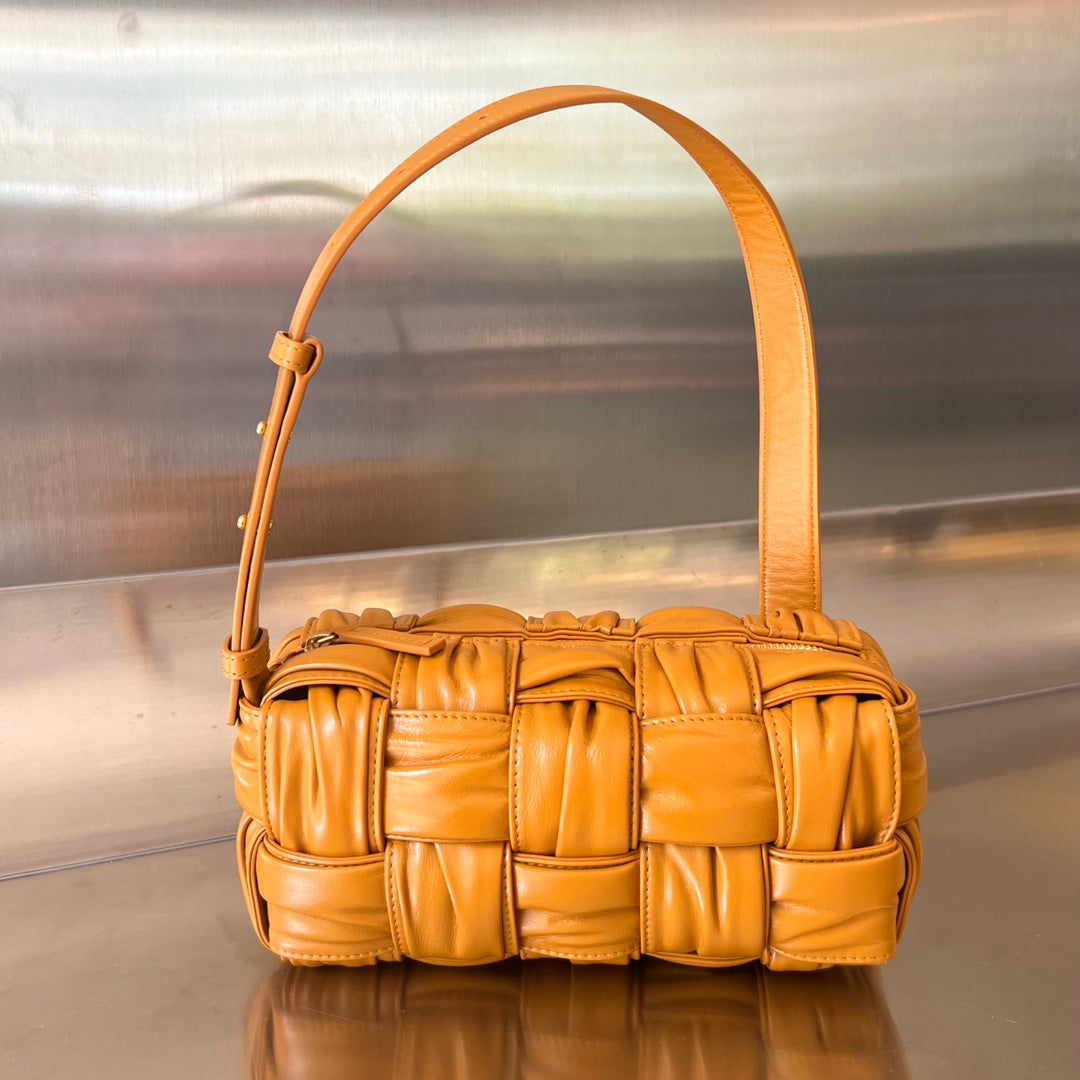 Kleine Brick-Kassette, 23 Zoll, Sandsteinorange, weiches Lammfell