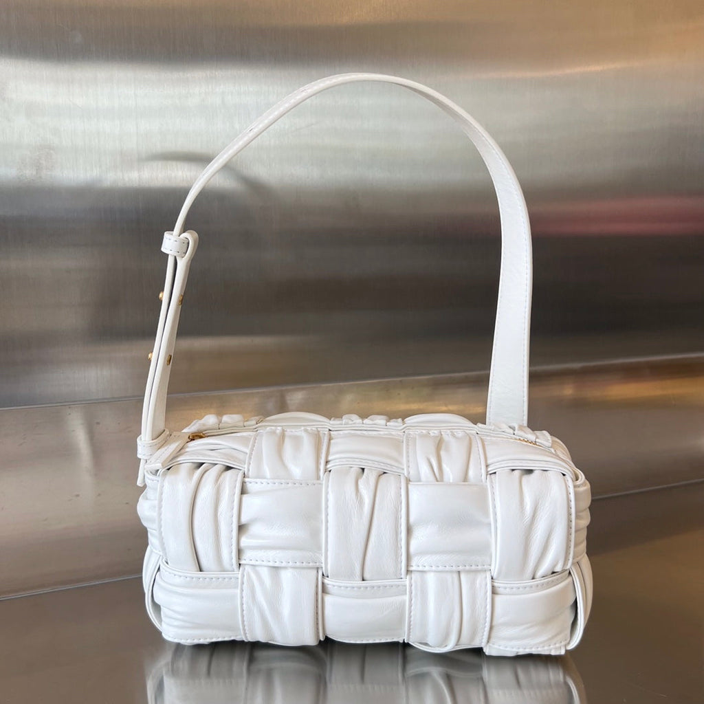 KLEINE ZIEGELKASSETTE 23 ZOLL WEISSES WEICHES LAMMLEDER